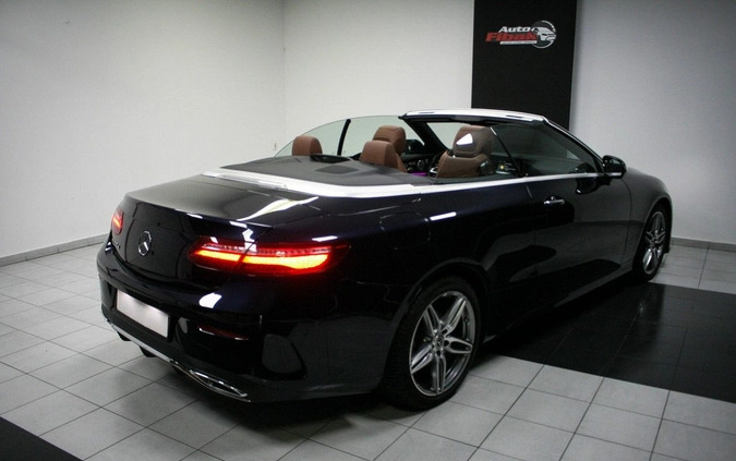 Mercedes-Benz Klasa E cena 175900 przebieg: 11000, rok produkcji 2018 z Bisztynek małe 211